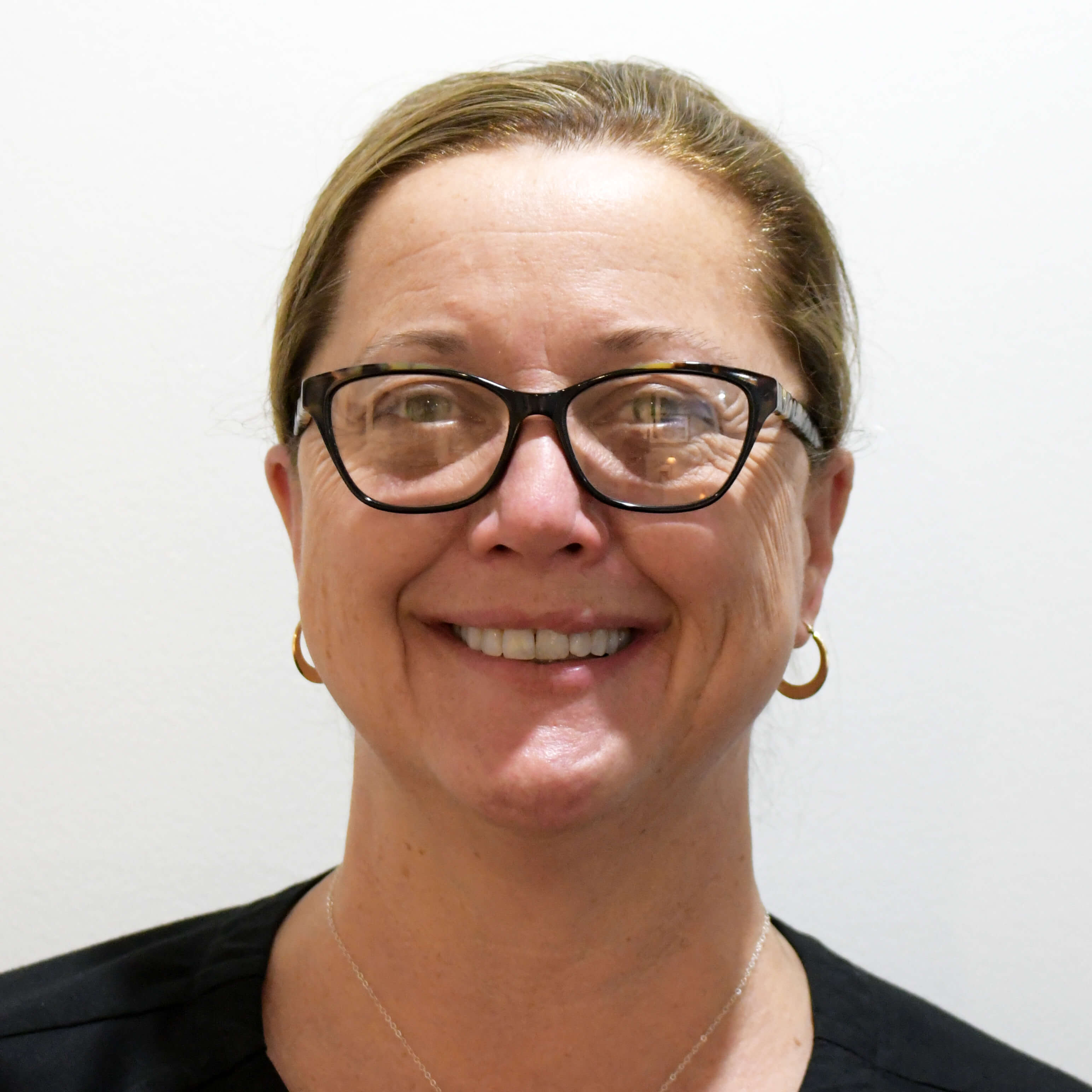 Dental hygienist Nancy headshot